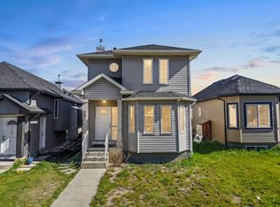 230 S Tarawood Close NE, Calgary, AB T3J 4Y9