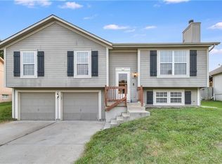 1606 N Hartford Rd, Independence, MO 64058