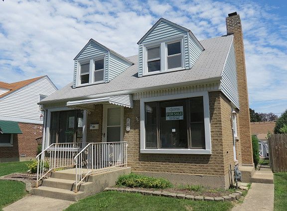 3rd image of 707 Newcastle Ave