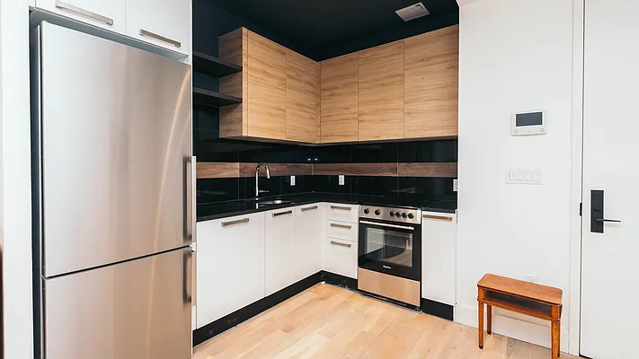 Rented by Nooklyn NYC LLC | media 62