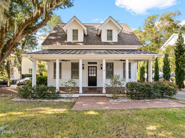 18 Bostick Cir, Beaufort, SC 29902