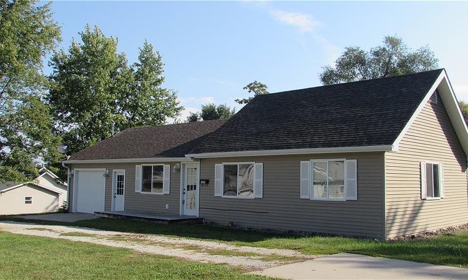 1st image of 309 3rd Street Pl