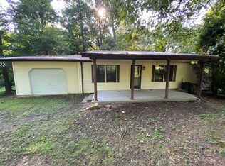 12 N County Rd #175E, Winslow, IN 47598