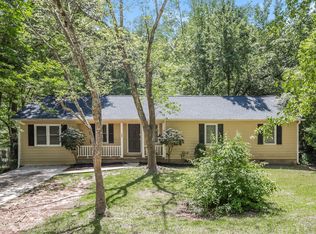 300 Pinehurst Dr, Stockbridge, GA