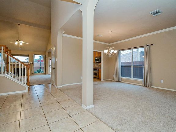 4th image of 10437 Mossy Brook Ln