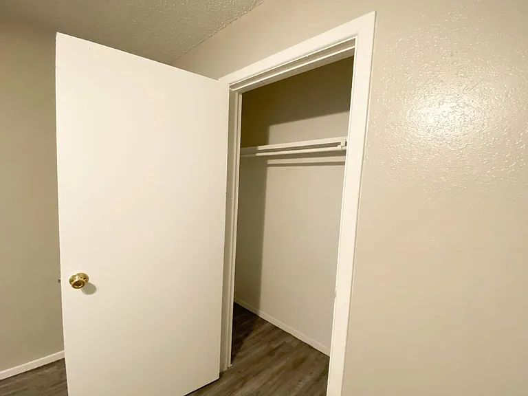 4501 Brownfield Dr — Photo 11