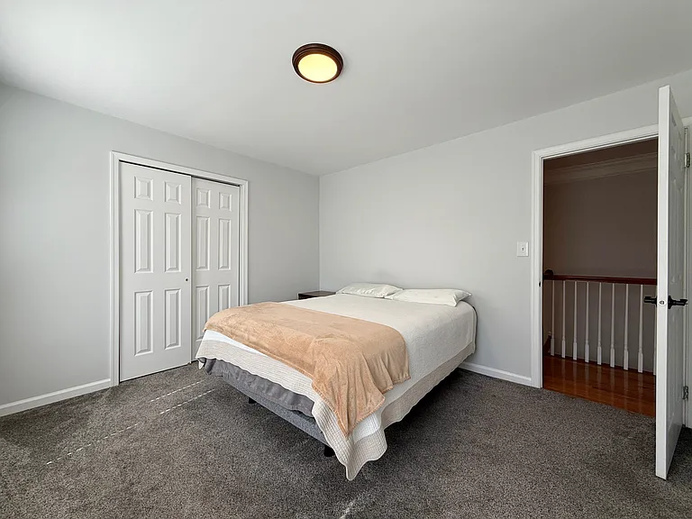8011 Lions Crest Way — Photo 29