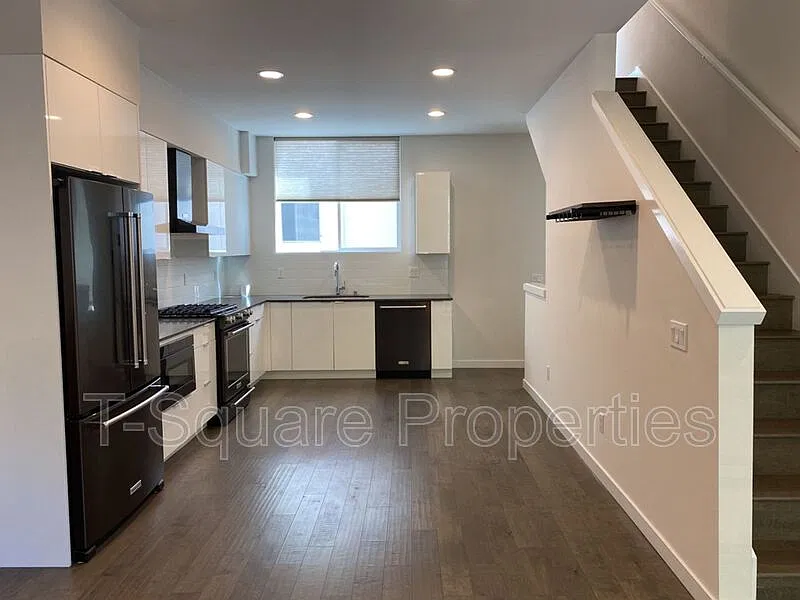 3 bed, 2.0 bath, 1675 sqft, $4,600 — Photo 4
