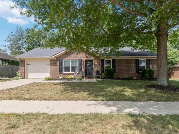 203 Wildwood Ln, Wilmore, KY 40390