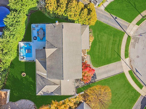 3rd image of 1734 Taft Ct