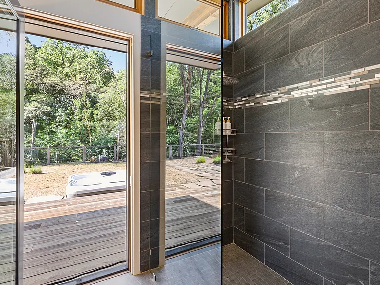 3 Turtle Creek Dr — Photo 12