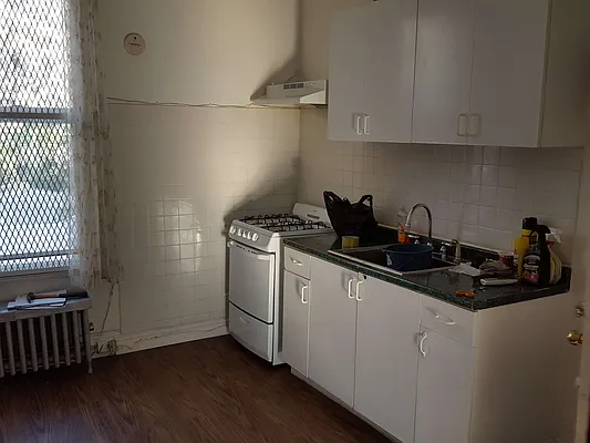 Rented by Virtual Real Estate | media 35