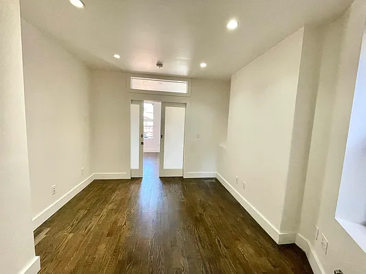 Rented by Vertical Real Estate LLC | media 4