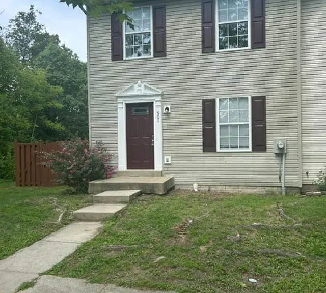 501 Georgetowne Ct — Photo 1