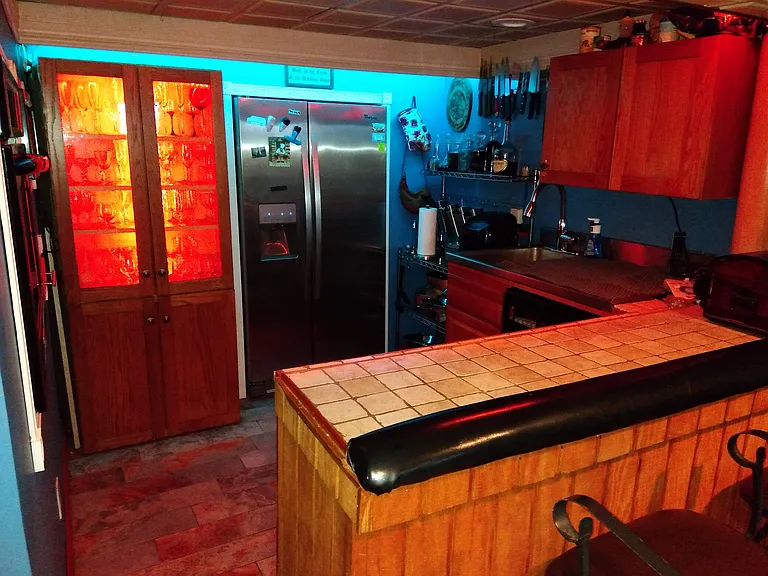 gameroom bar/kitchen