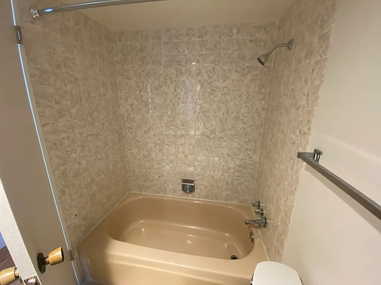 2075 Comox St #505 — Photo 13
