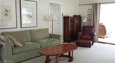 3rd image of 696 Palisades Dr