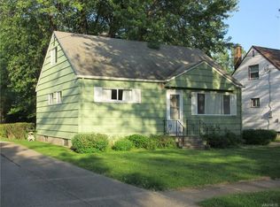35 N Covington Dr, Buffalo, NY 14220
