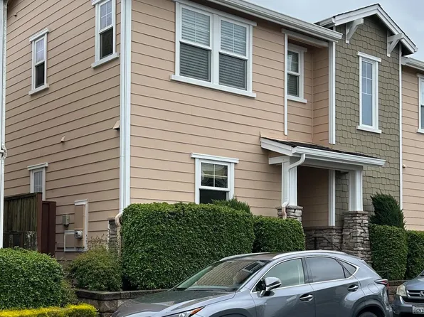 379 Sycamore St, Pacifica, CA 94044