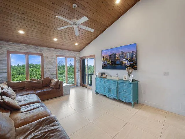 703 Xanadu Pl — Photo 11