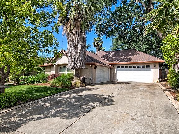 3rd image of 4846 Saint Charles Dr