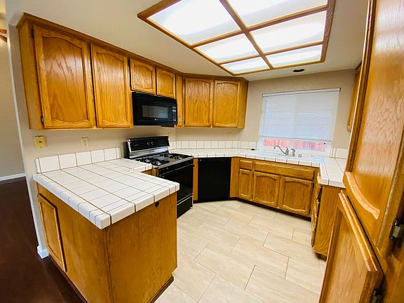 5th image of 8241 Cashel Way