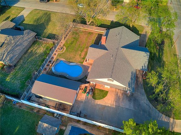 5th image of 8401 NW 30th St #4058503829