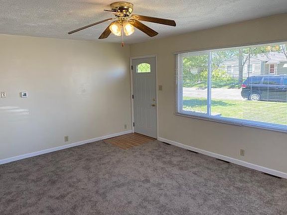 2nd image of 1305 W Royale Dr