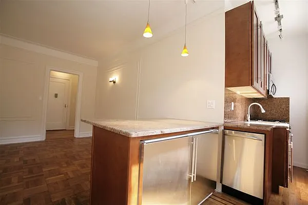 Sold by Garfield Realty  | media 14
