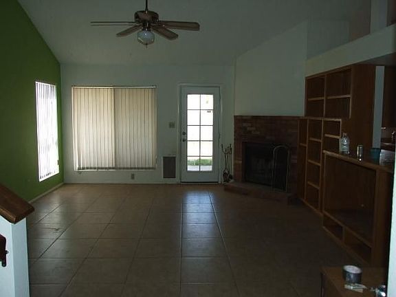 3rd image of 698 N Country Club Way