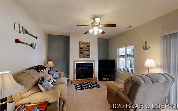 5th image of 157 Shady Oaks Cir