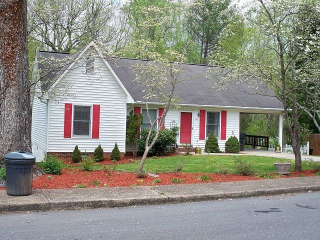 1st image of 1014 Trogdon Ave