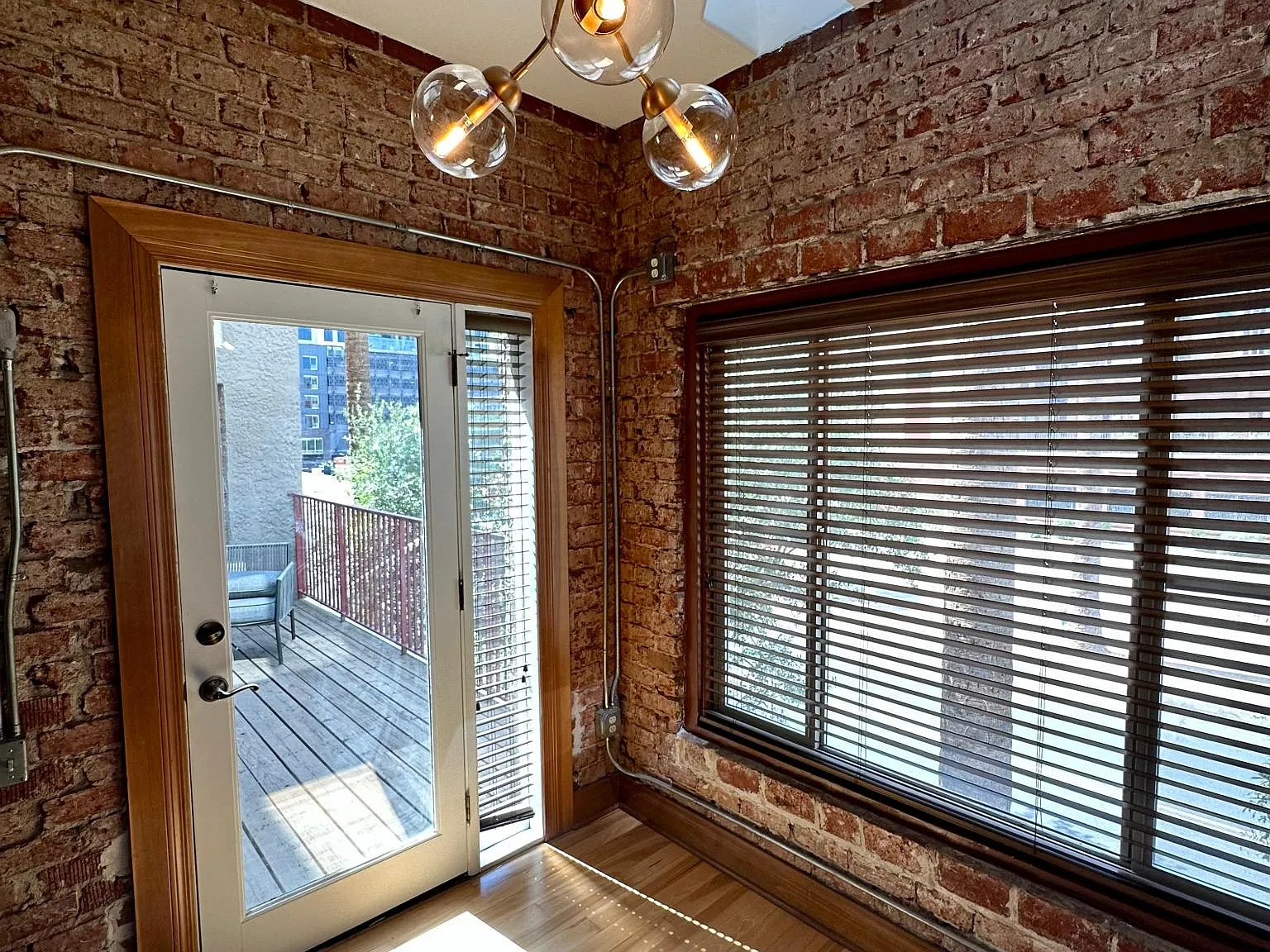 2 bed, 1200 sqft, $2,450 — Photo 3