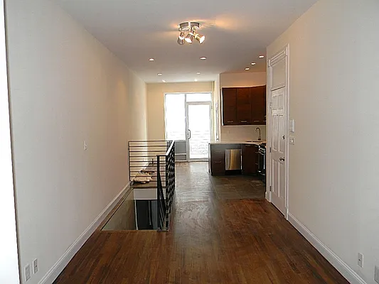 Rented by Orrichio Anderson | media 20