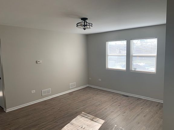 5th image of 142 McKinley Ave