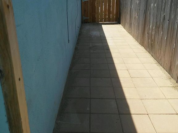 3rd image of 1425 Pacific Beach Dr