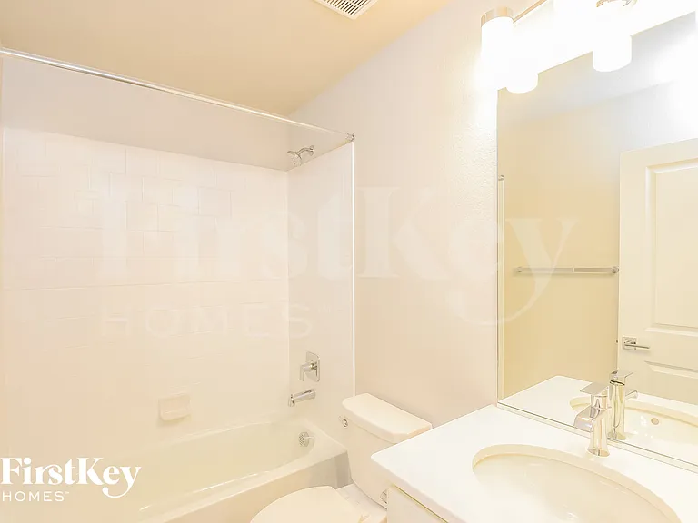 10645 Luneth Dr — Photo 10