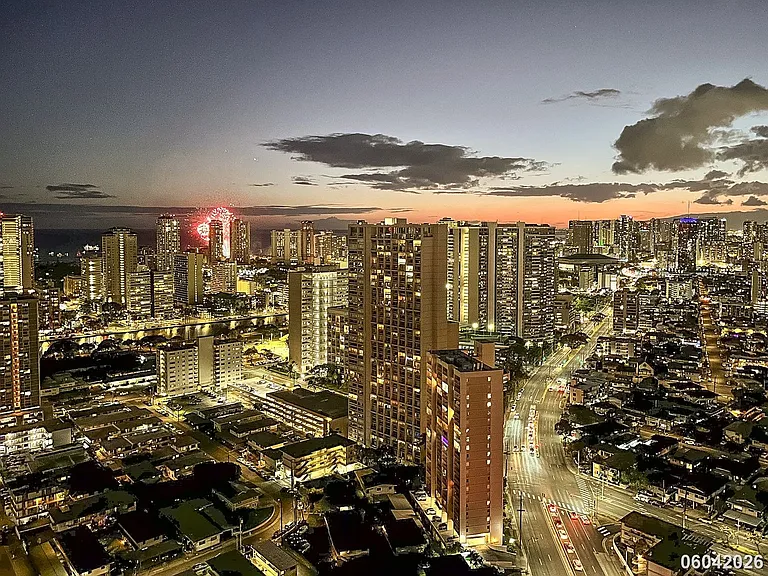 2499 Kapiolani Blvd #3800 — Photo 28