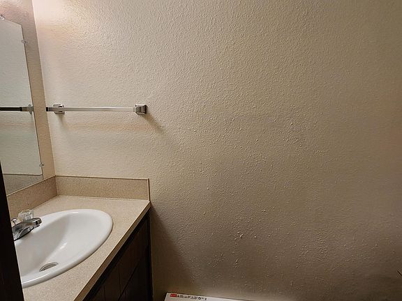 4th image of 6833B 20th Ave SE