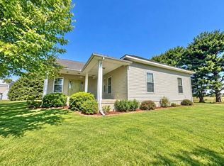 729 County Road 1375 E, Carmi, IL 62821
