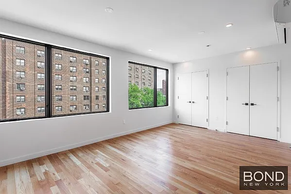 Rented by Bond New York | media 17