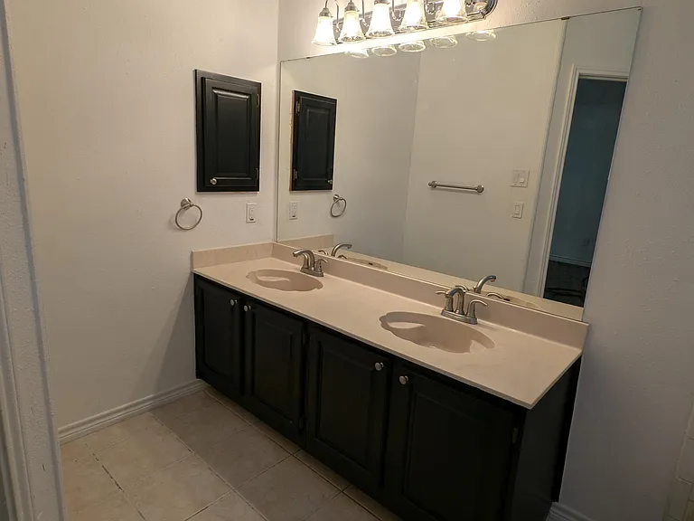 9202 Proclamation Dr — Photo 11