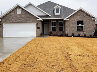 7130 Devonshire Ave, Springdale, AR 72762