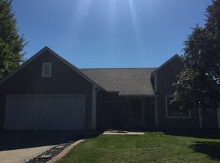 1159 Barcelona Dr, Greenwood, IN 46143