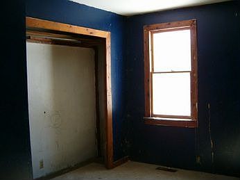 3rd image of 4934 Oak Ave