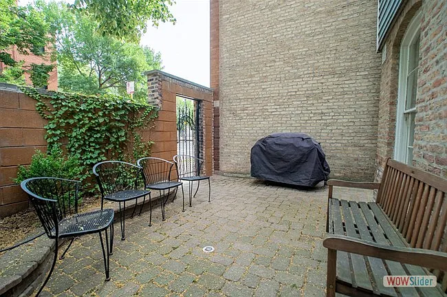 403 W Eugenie St #1F — Photo 11