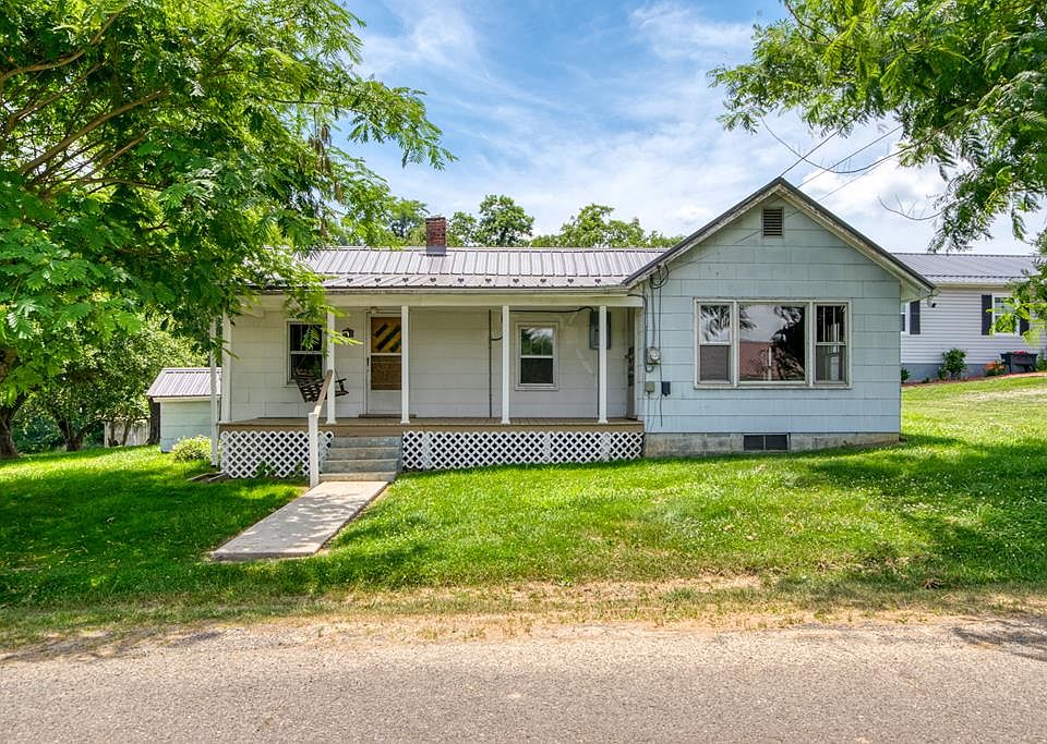 1st image of 245 Country Ln