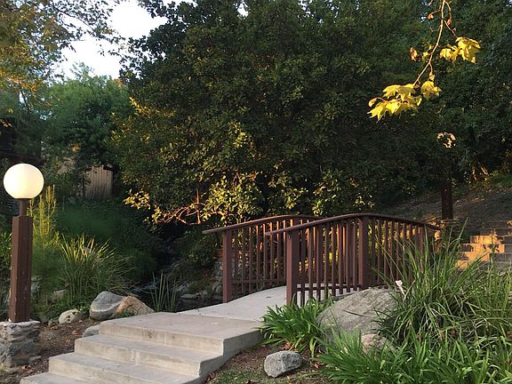 4th image of 108 S Waterwheel Way