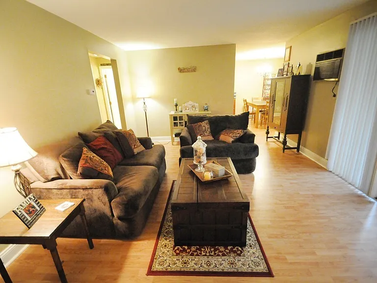 1810 Skyline Dr — Photo 18