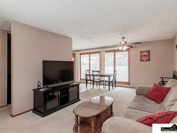 4th image of 1108 W Avon Ln